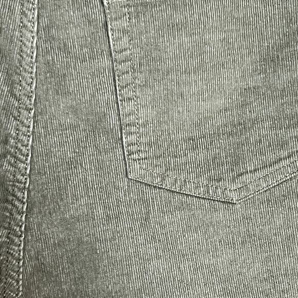 Gap Women's Dark Olive Corduroy Shorts Size 4‎ NEW - Picture 4 of 5